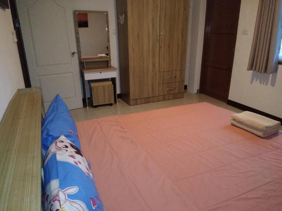 Hotel Happy House 51 HHQ Esterno foto