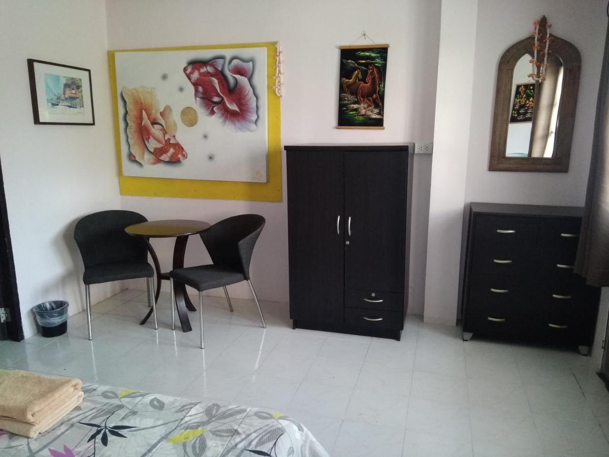 Hotel Happy House 51 HHQ Esterno foto