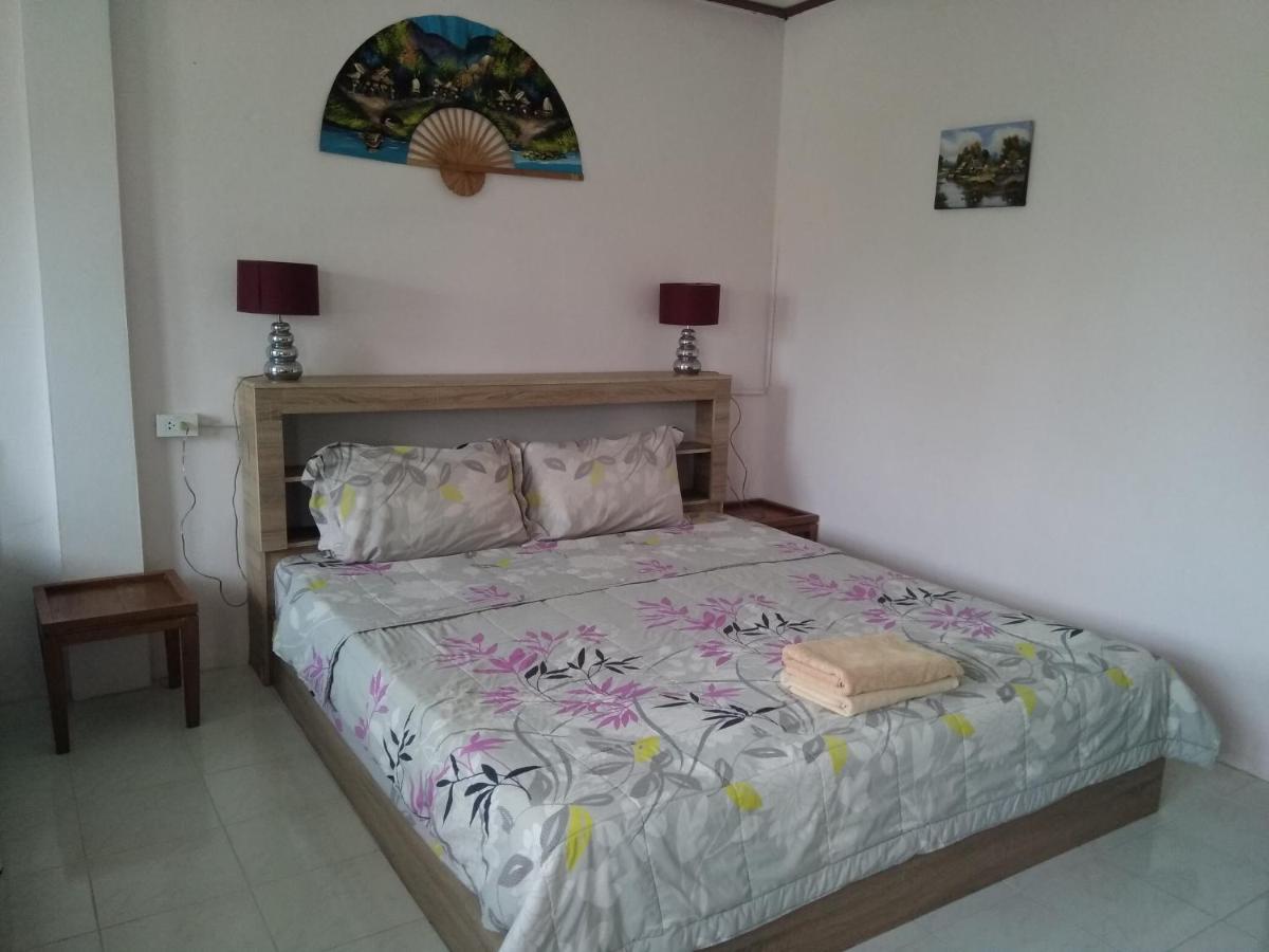 Hotel Happy House 51 HHQ Esterno foto