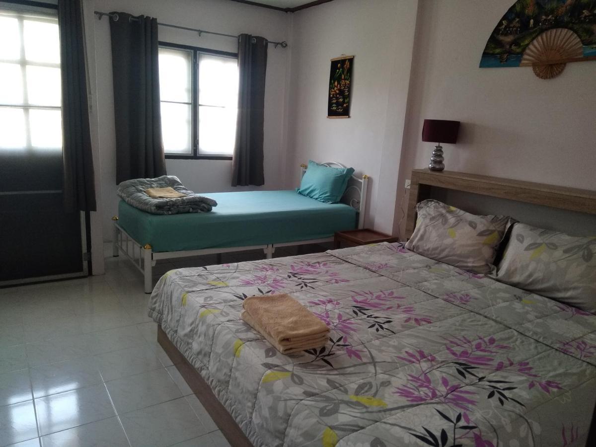 Hotel Happy House 51 HHQ Esterno foto