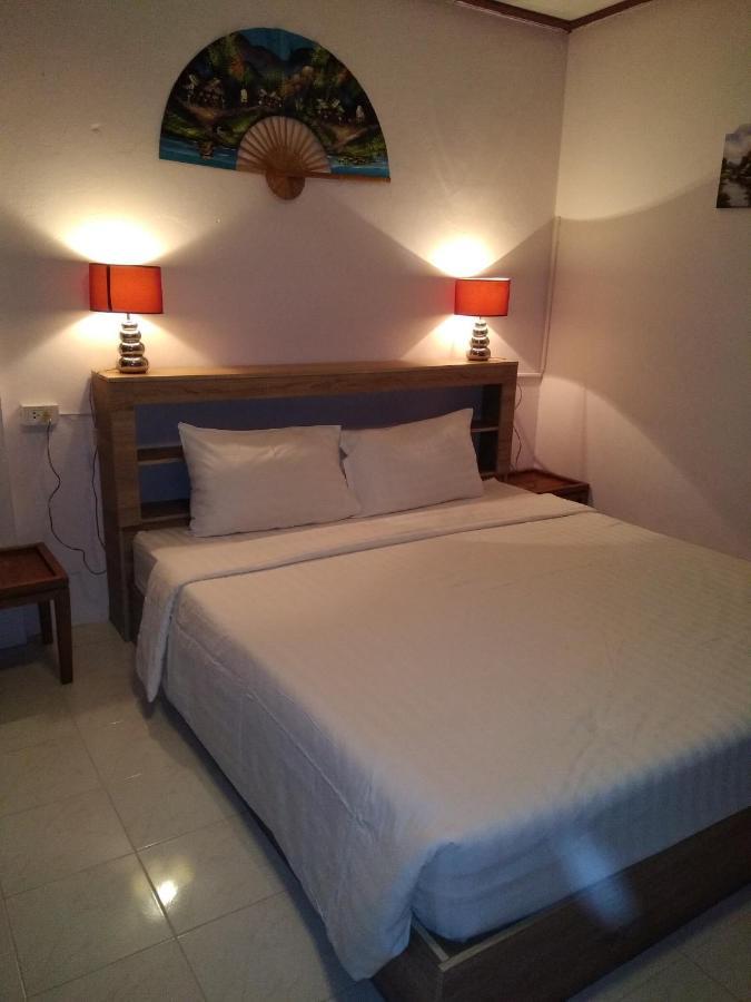 Hotel Happy House 51 HHQ Esterno foto