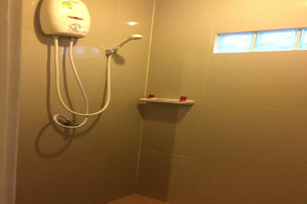 Hotel Happy House 51 HHQ Esterno foto